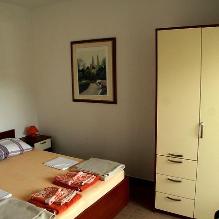 Apartment Alice Novalja Extérieur photo