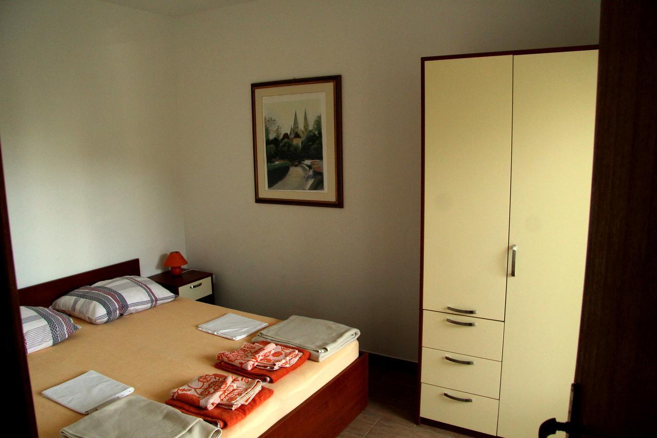 Apartment Alice Novalja Extérieur photo